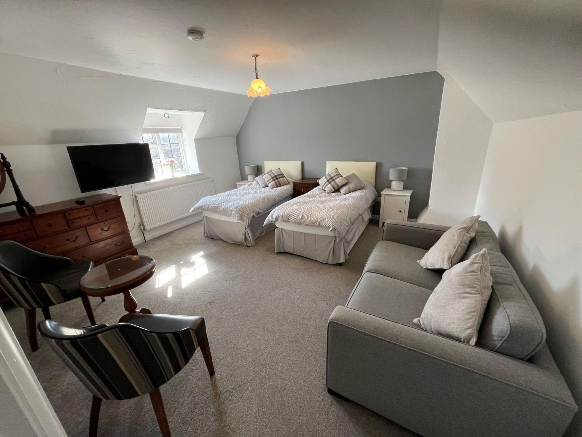 Old Selden Farm B&B Clapham  Экстерьер фото