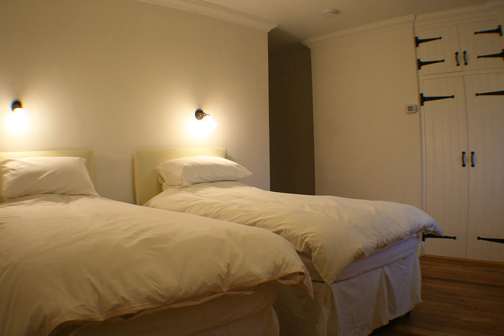 Old Selden Farm B&B Clapham  Экстерьер фото